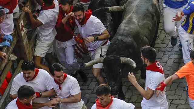 Tercer Encierro de San Fermín en Pamplona Conoce el horario el recorrido y la ganadería